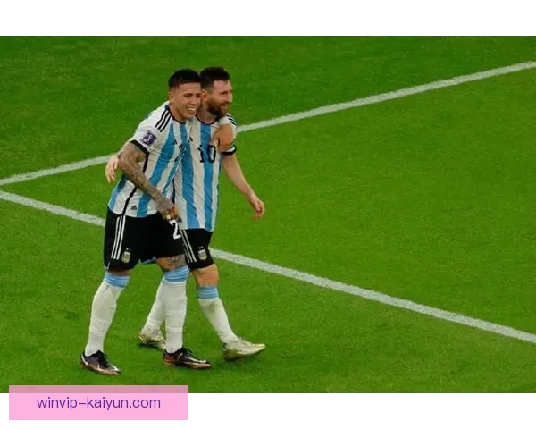 恩佐在球队中的关键贡献助力胜利,状态回暖值得关注 恩佐在球队中的关键贡献助力胜利,状态回暖值得关注