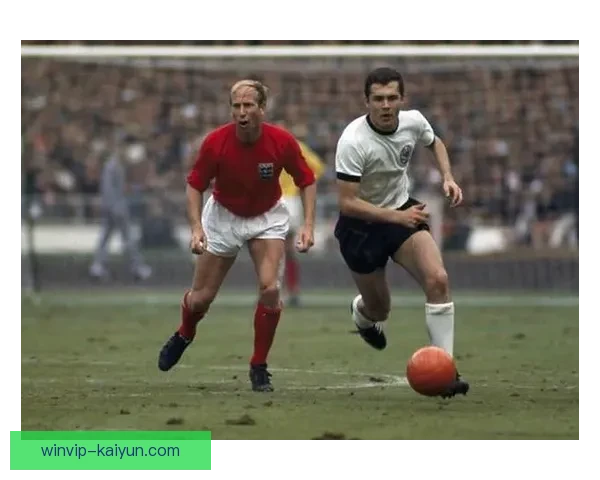 贝肯鲍尔职业影响显著，转型时代助力足球战术发展与国际声望提升